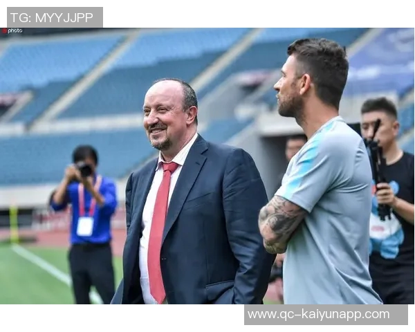 贝尼特斯即将加盟帕纳辛纳科斯执教未来充满期待