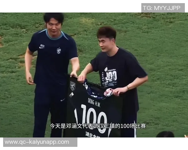 邓涵文告别武汉三镇四年时光铭刻心中难忘回忆即将踏上新征程